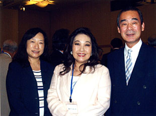 湯川 れい子会長